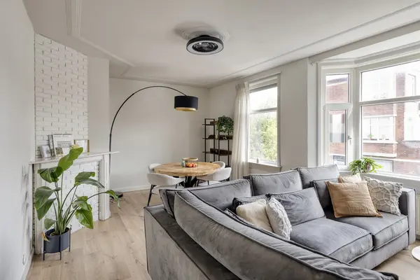 Elise van Calcarstraat 33, 'S-GRAVENHAGE