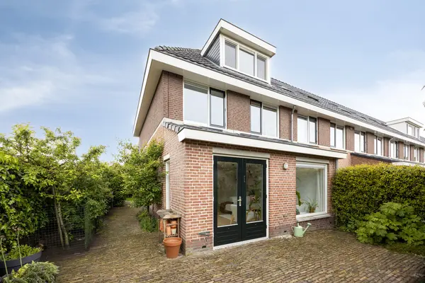 Bleekveld 2, DEN HOORN