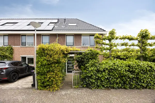 Bleekveld 2, DEN HOORN