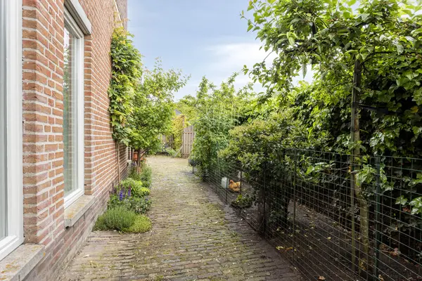 Bleekveld 2, DEN HOORN
