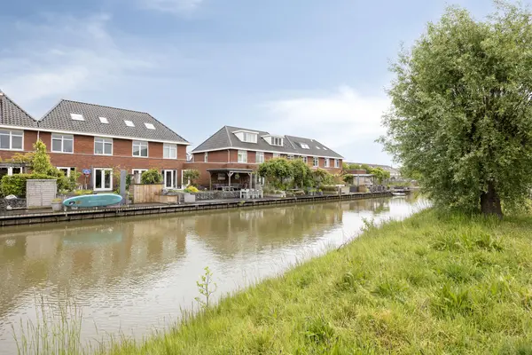 Bleekveld 2, DEN HOORN