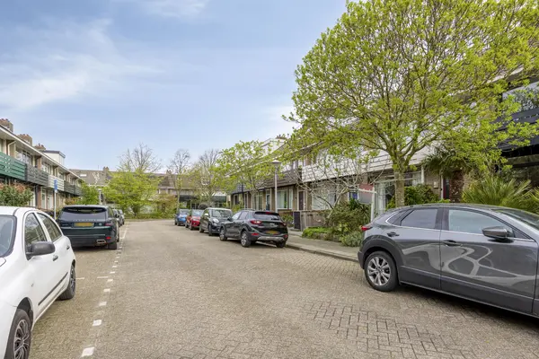 Oosterlee 6, DE LIER