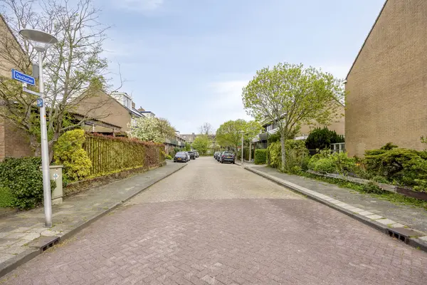 Oosterlee 6, DE LIER