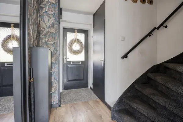 Oudlaan 28, NAALDWIJK
