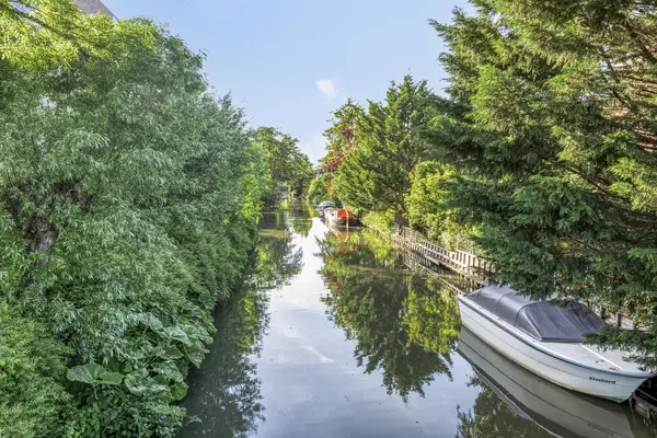 Oudlaan 28, NAALDWIJK