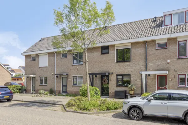 Oudlaan 28, NAALDWIJK