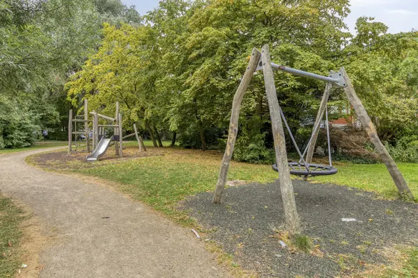 van Maerlantlaan 55, VLAARDINGEN