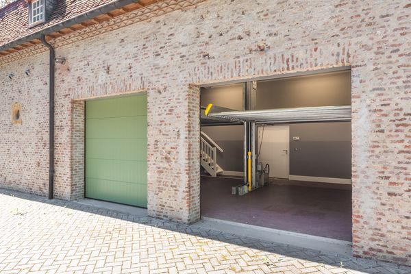 Acaciadreef 9, Schoten