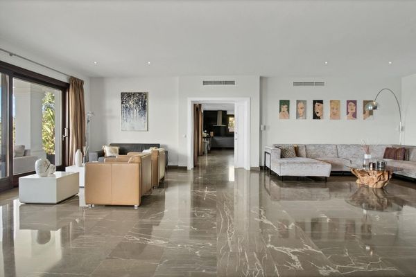 Urbanizacion los Flamingos 111, Benahavís