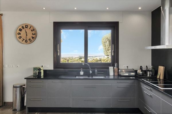 Urbanizacion los Flamingos 111, Benahavís