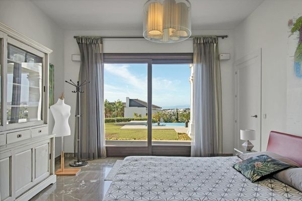 Urbanizacion los Flamingos 111, Benahavís