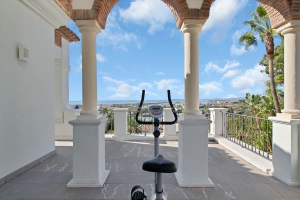 Urbanizacion los Flamingos 111, Benahavís