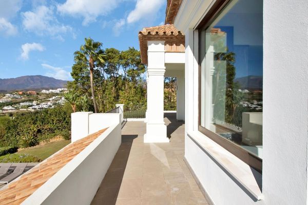 Urbanizacion los Flamingos 111, Benahavís