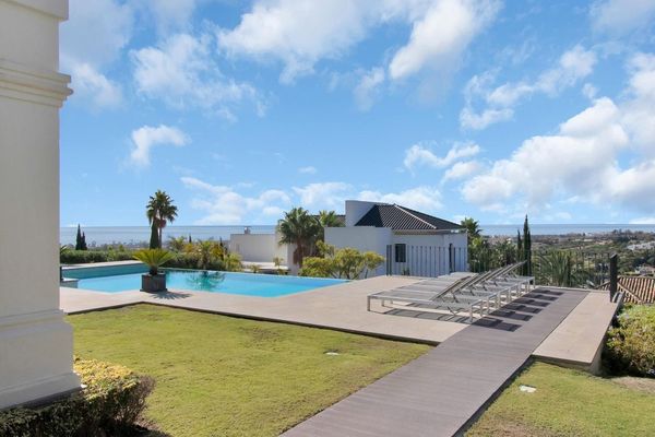 Urbanizacion los Flamingos 111, Benahavís