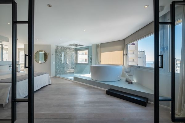 Calle Camilo José Cela 12, Marbella