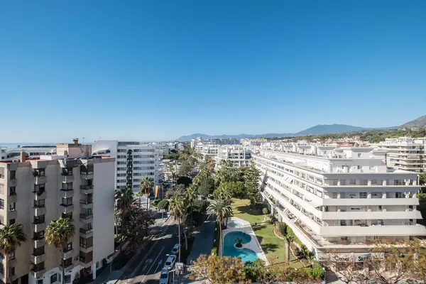 Calle Camilo José Cela 12, Marbella