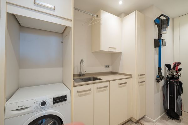 Calle Camilo José Cela 12, Marbella