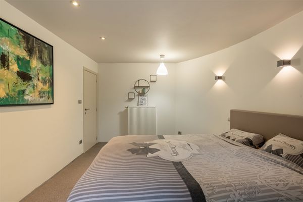 Neeroeterenstraat 93B, Maaseik