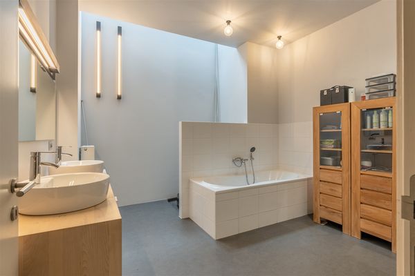 Neeroeterenstraat 93B, Maaseik