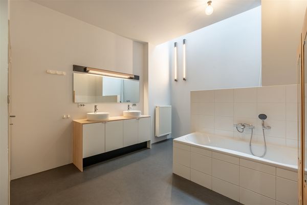 Neeroeterenstraat 93B, Maaseik