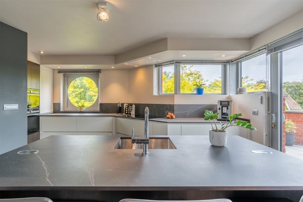 Neeroeterenstraat 93B, Maaseik