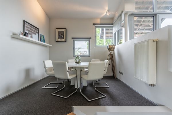 Neeroeterenstraat 93B, Maaseik