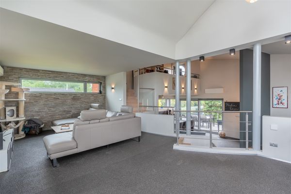 Neeroeterenstraat 93B, Maaseik