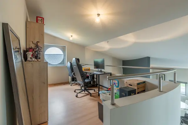 Neeroeterenstraat 93B, Maaseik