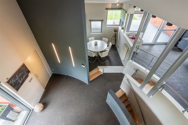 Neeroeterenstraat 93B, Maaseik