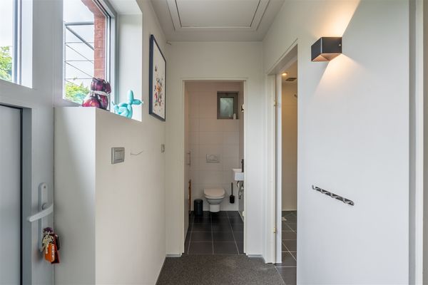 Neeroeterenstraat 93B, Maaseik