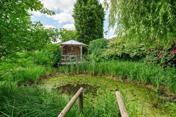 Stationsstraat 38, Ravels