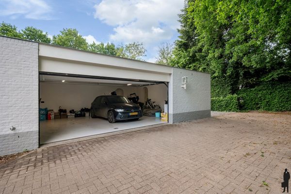 Leeuweriklaan 4, Ravels