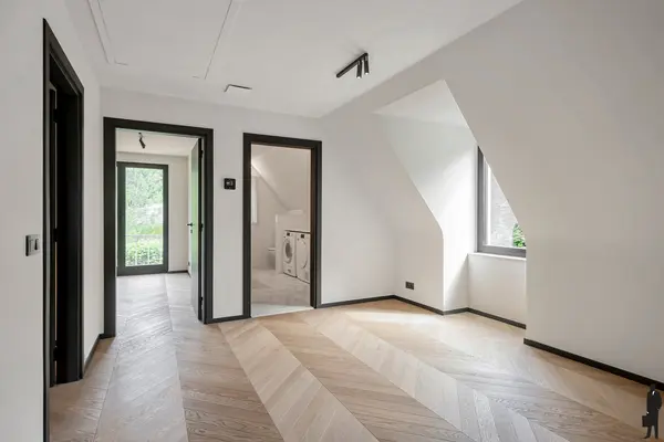 Leeuweriklaan 4, Ravels