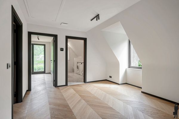 Leeuweriklaan 4, Ravels