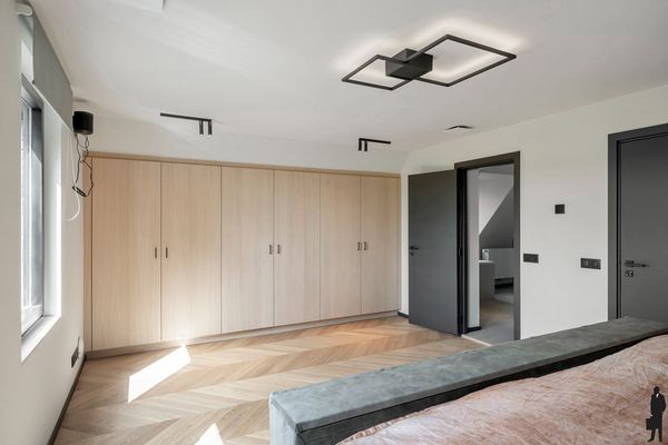 Leeuweriklaan 4, Ravels