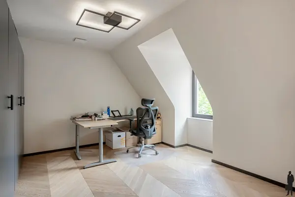 Leeuweriklaan 4, Ravels