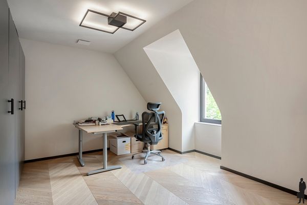 Leeuweriklaan 4, Ravels