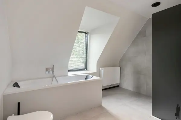 Leeuweriklaan 4, Ravels