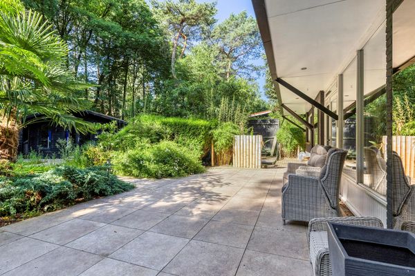 Kievit 12 98, Baarle-Nassau