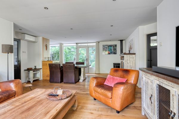 Kievit 12 98, Baarle-Nassau