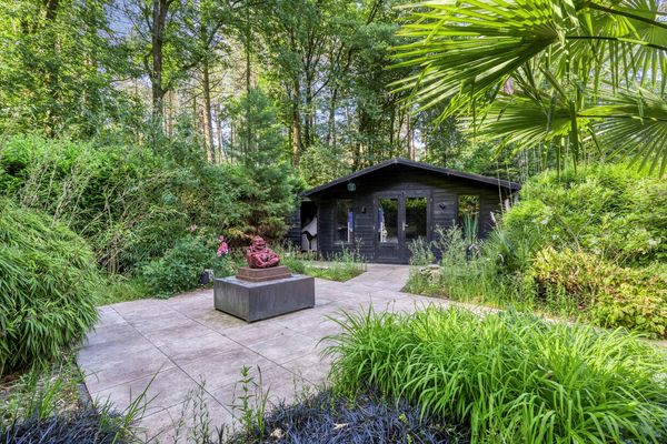 Kievit 12 98, Baarle-Nassau