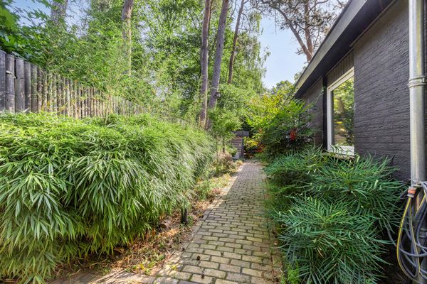 Kievit 12 98, Baarle-Nassau