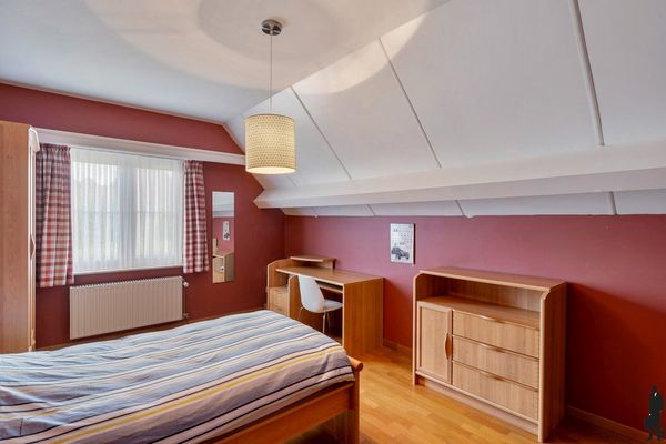 Koning Albertstraat 181, Ravels