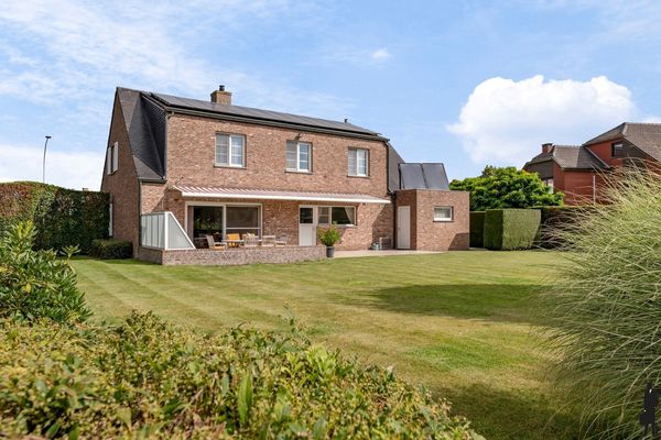 Koning Albertstraat 181, Ravels