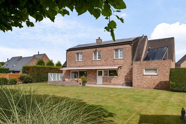 Koning Albertstraat 181, Ravels