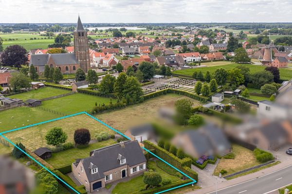 Koning Albertstraat 181, Ravels