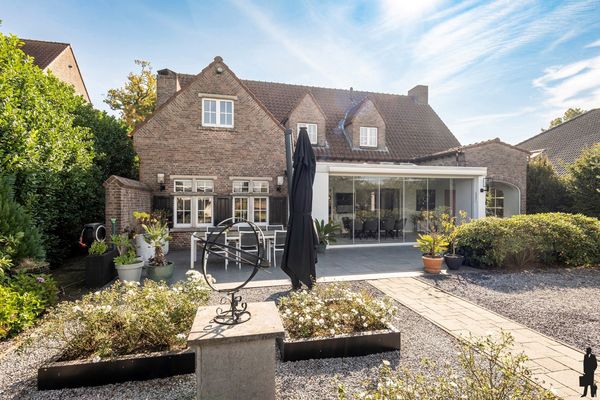 Steenweg Weelde 16, Ravels