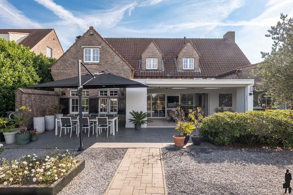 Steenweg Weelde 16, Ravels