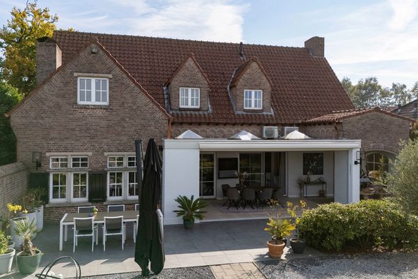 Steenweg Weelde 16, Ravels