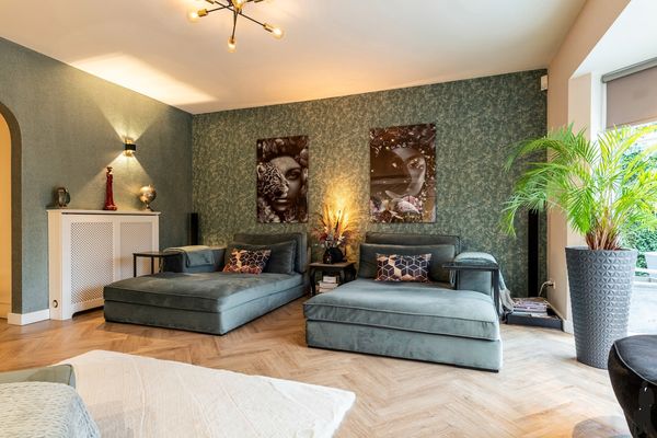 Huzenblek 75, Ravels